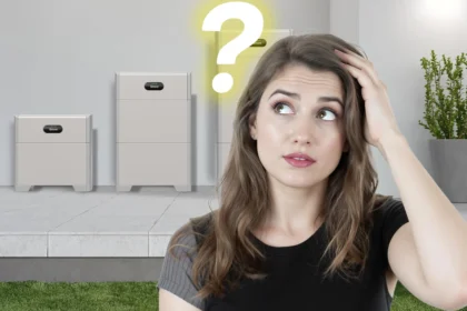 How do solar batteries work?